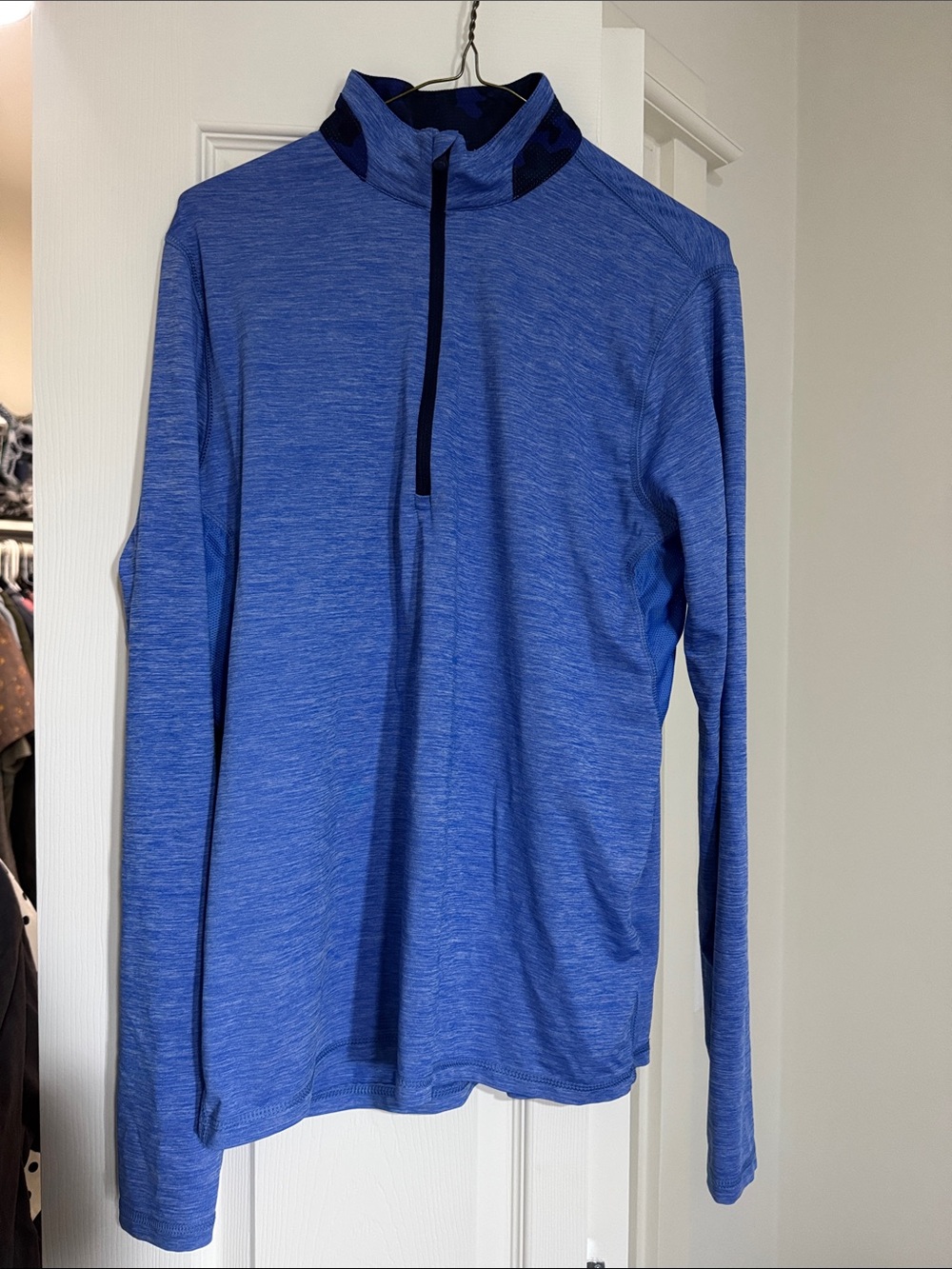 Greyson pullover